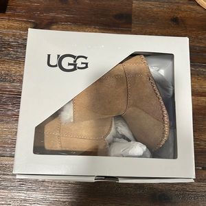 NEW UGG baby size 1 boots
